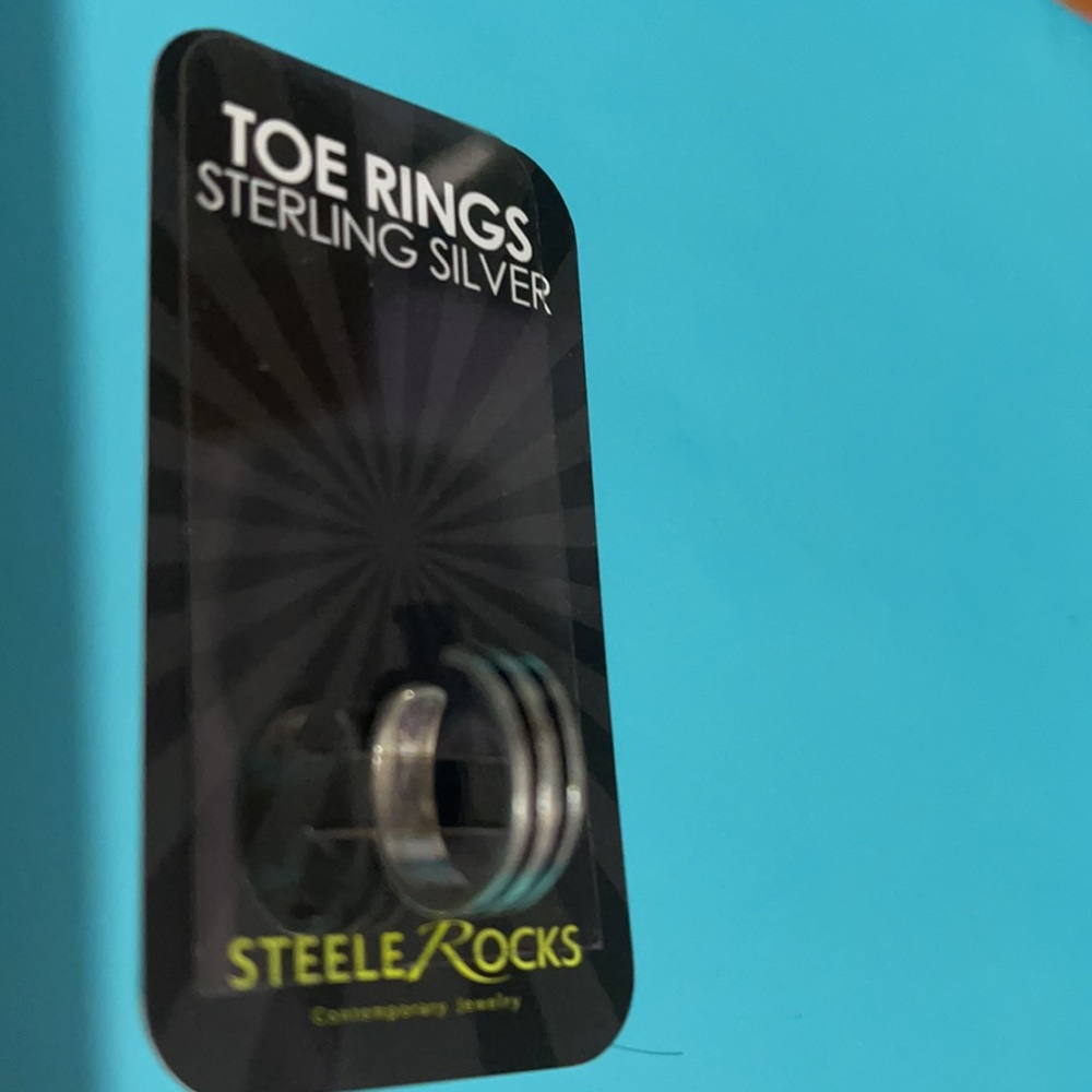 Toe Ring - Picture 2 of 2